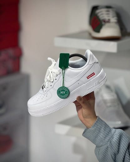 Air Force 1 x Supreme Blanca