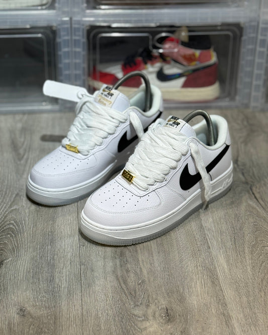 Air Force 1 Low Blanco Negro Bronx