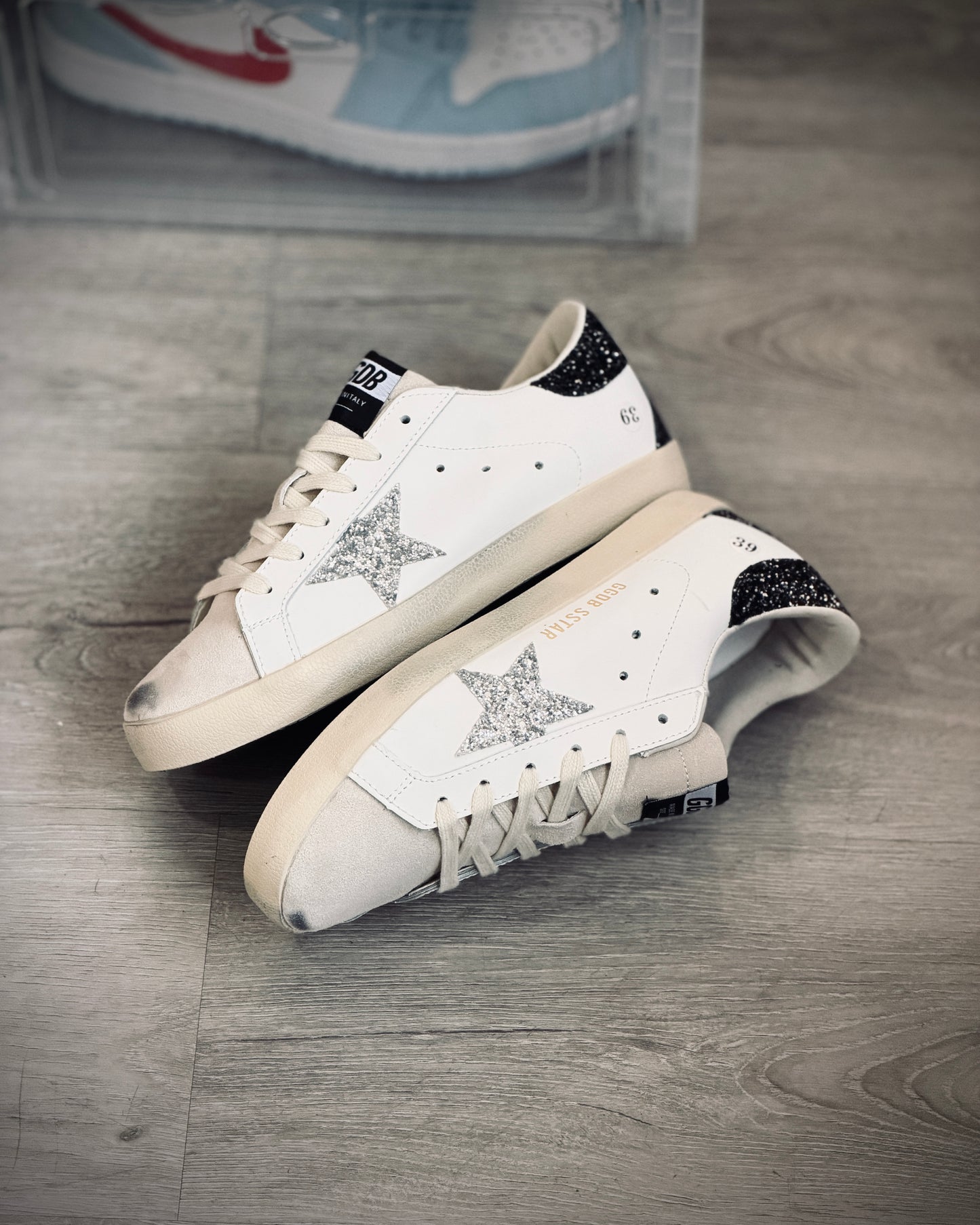 Golden Goose plateada