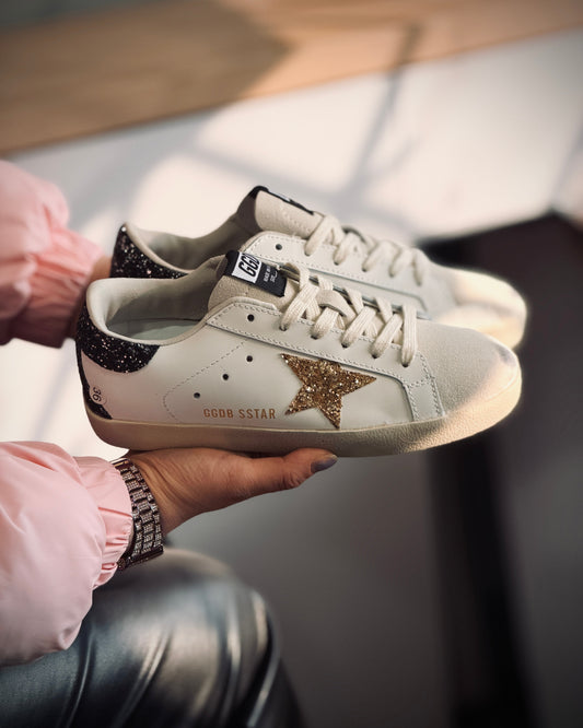 Golden Goose dorada