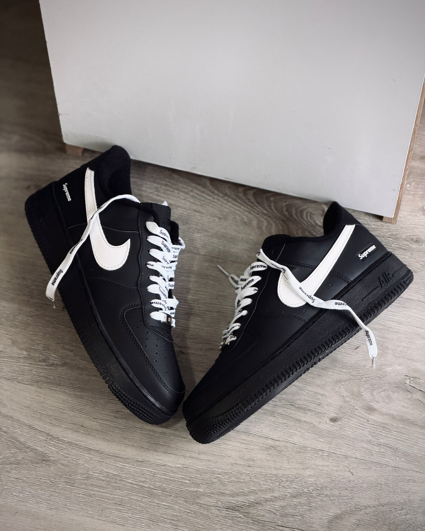 Force one supreme negra