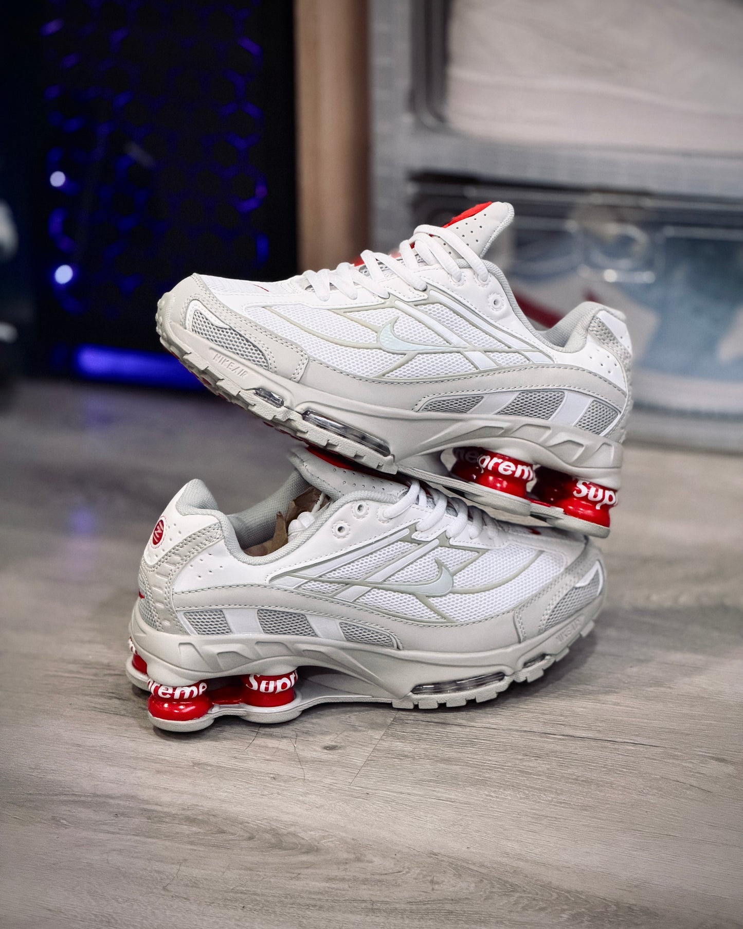 Nike shox supreme blanco