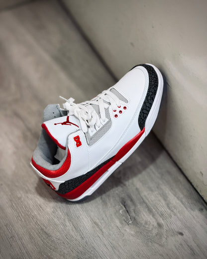 Nike jordan Retro 3 blanca roja
