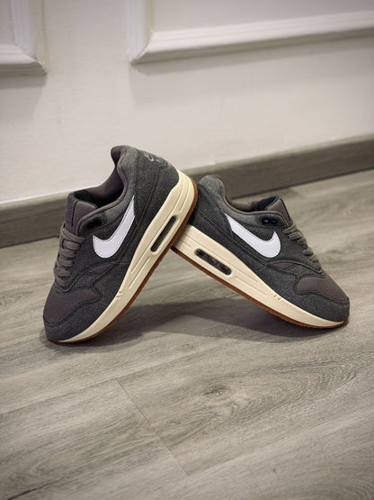 Air max 1 PRM crepe soft grey