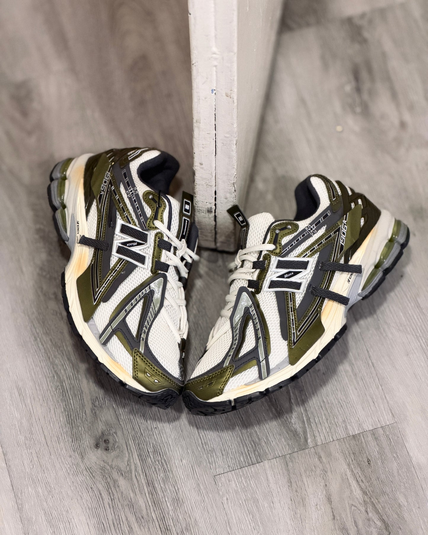 New balance 1906A  olive juice sea salt