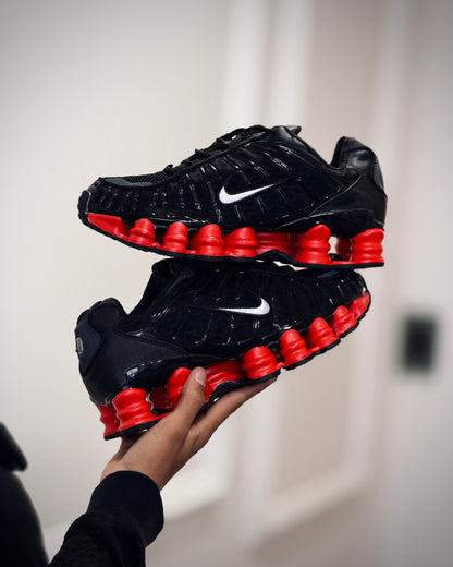 Nike shox negra roja