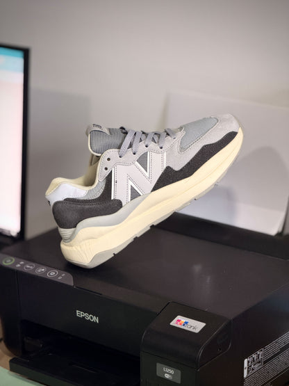 New balance 57/40 gris