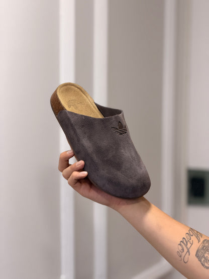 Adidas  mula adimule cafe