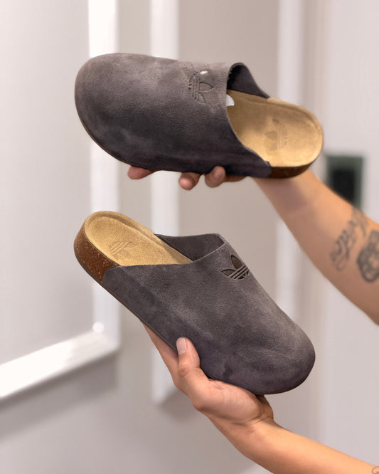 Adidas  mula adimule cafe