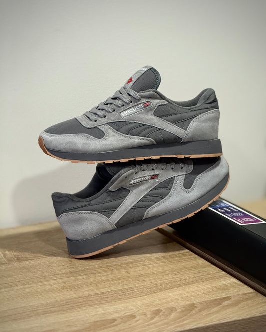 Reebok Classic Leather Gris