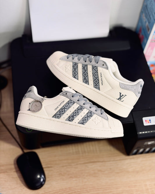 Adidas super star - louis vuitton