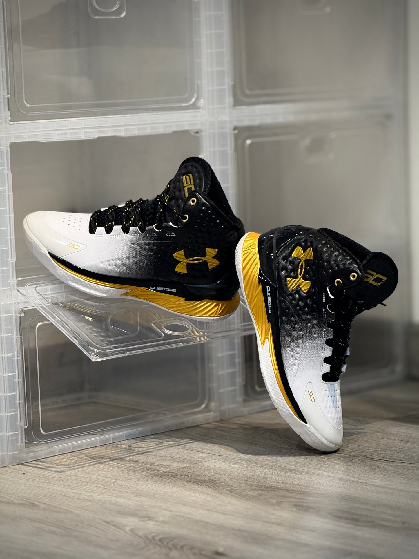 Under Armour Curry 1 Negro-Amarillo