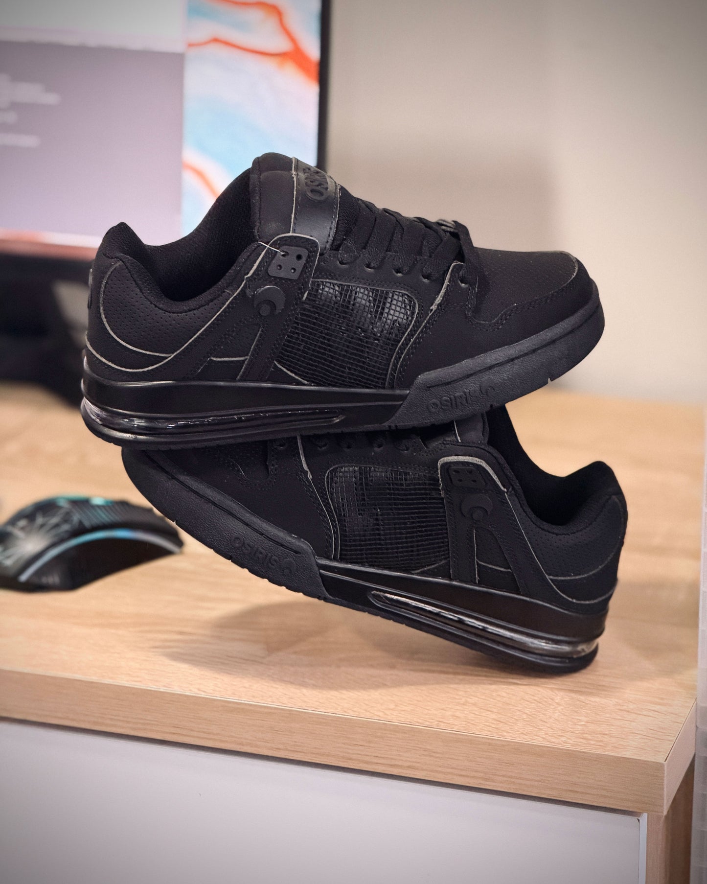 Osiris pixel negro