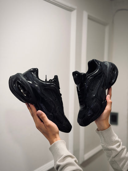 Nike air max muse negra