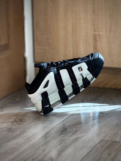 Air More Uptempo Negro-Blanco