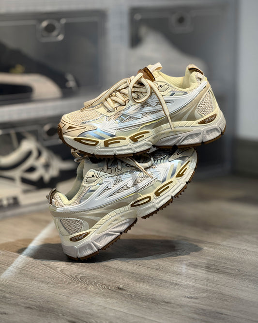 Off-White Be Right Bac Beige