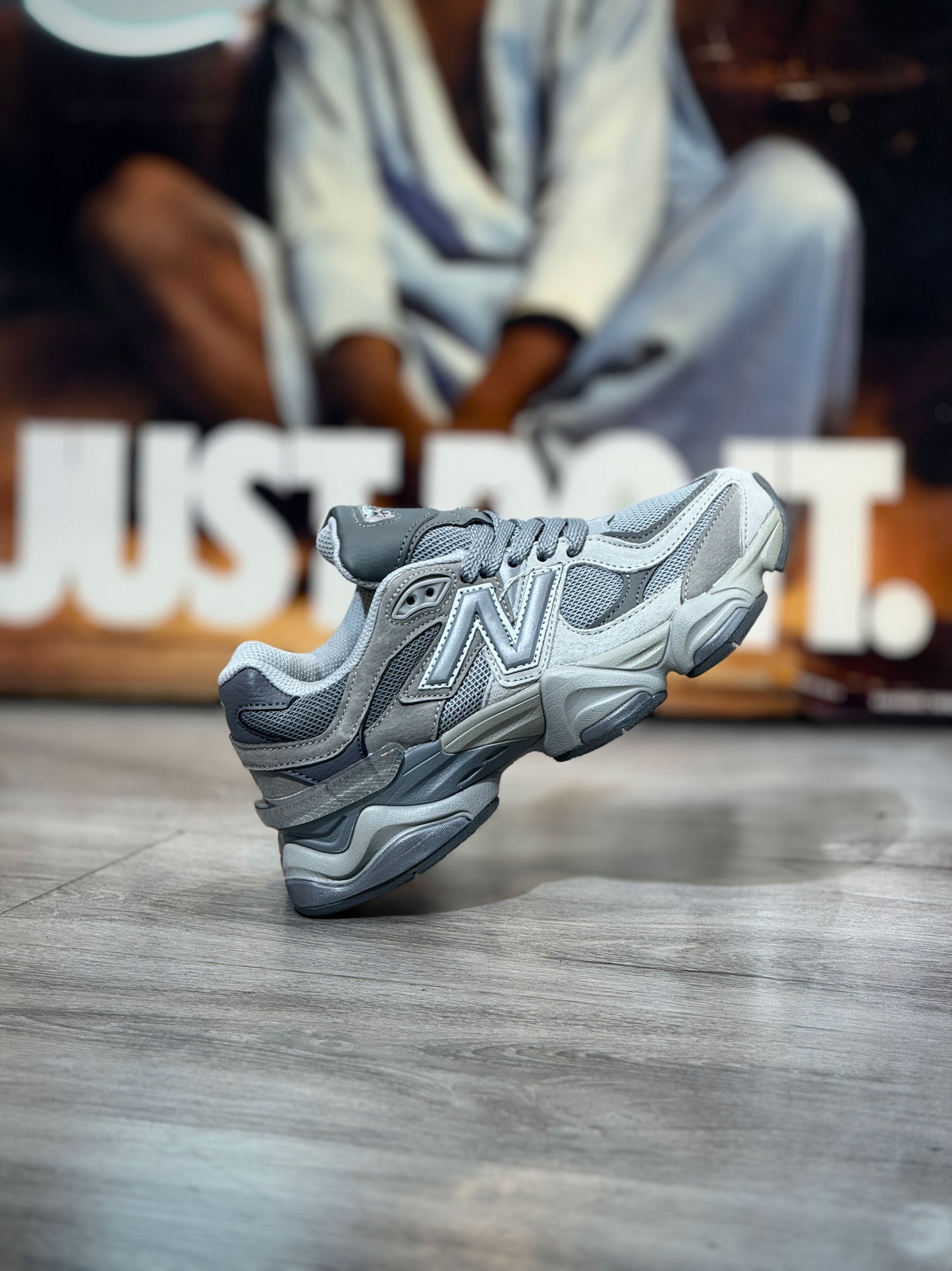New Balance 9060 Gris