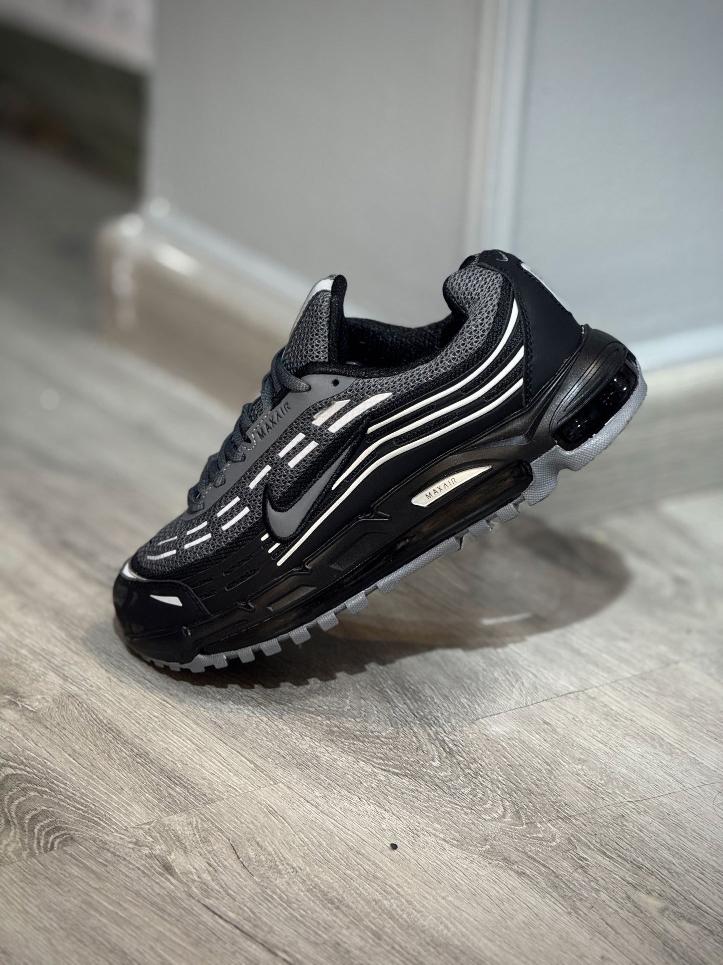 Air Max 95 Negro-Gris