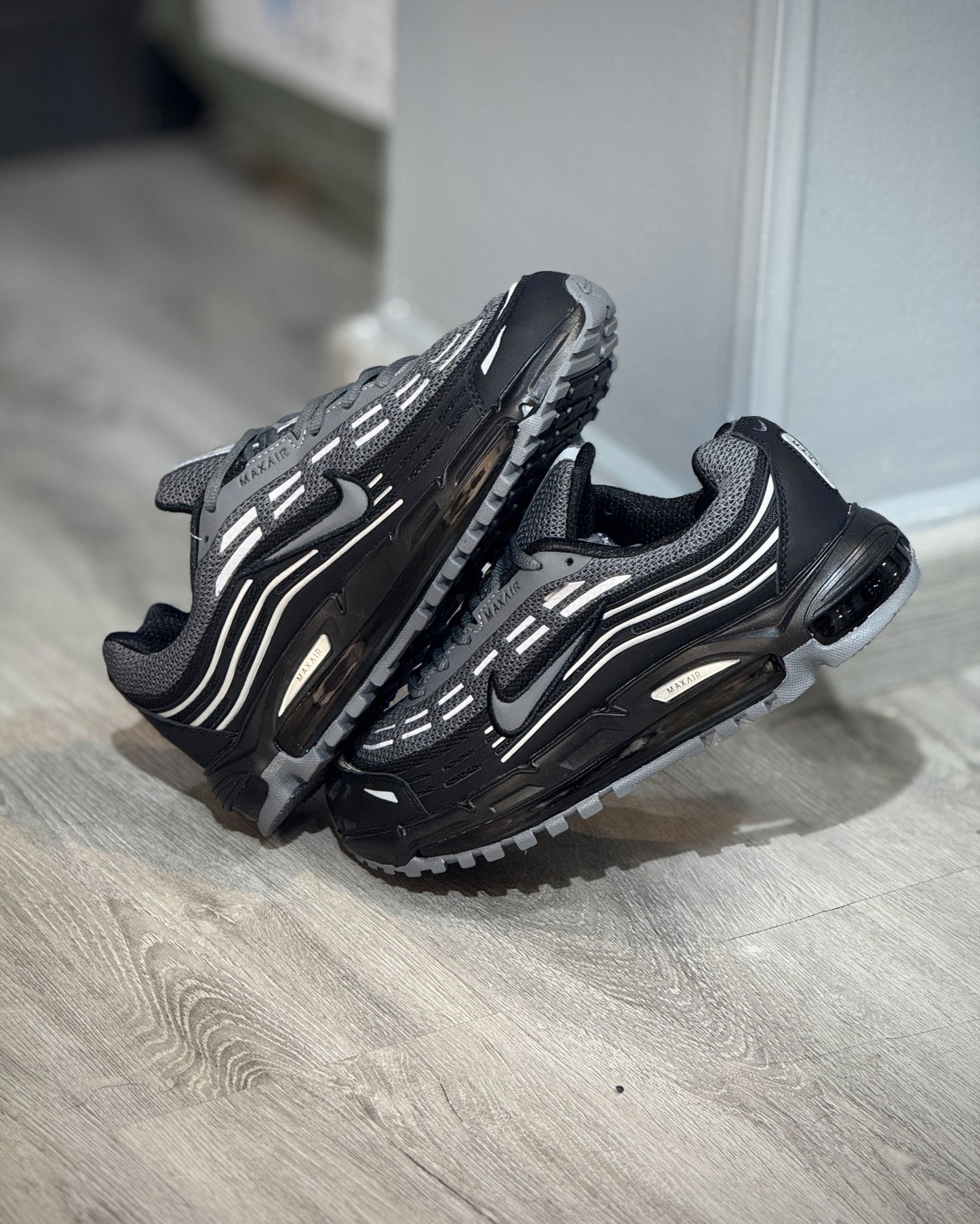 Air Max 95 Negro-Gris