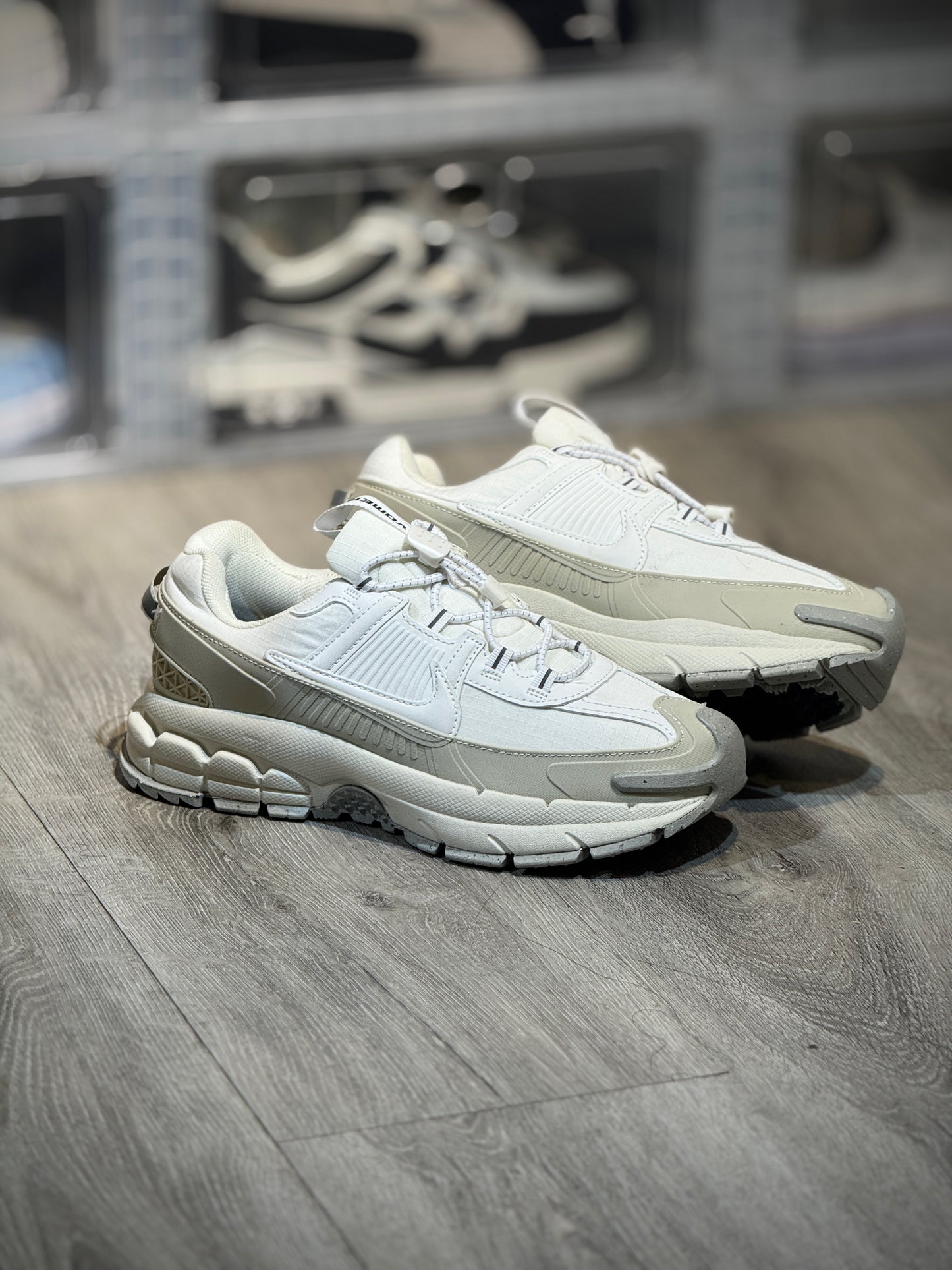 Zoom Vomero 5 Beige Gris