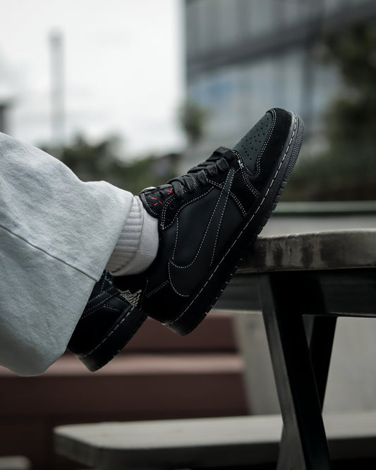 Jordan 1 Low Travis Scott - Black Phantom