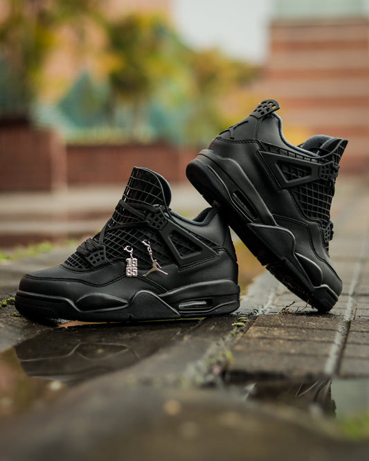 Air Jordan Retro 4 Net Negro