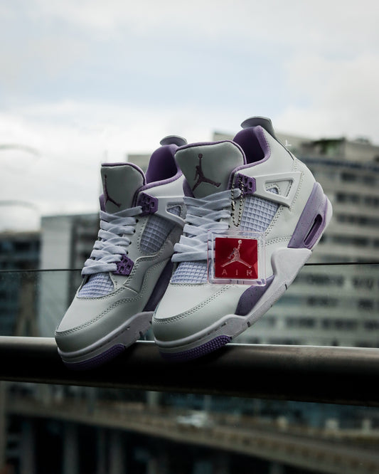 Air Jordan Retro 4 Oreo Morada