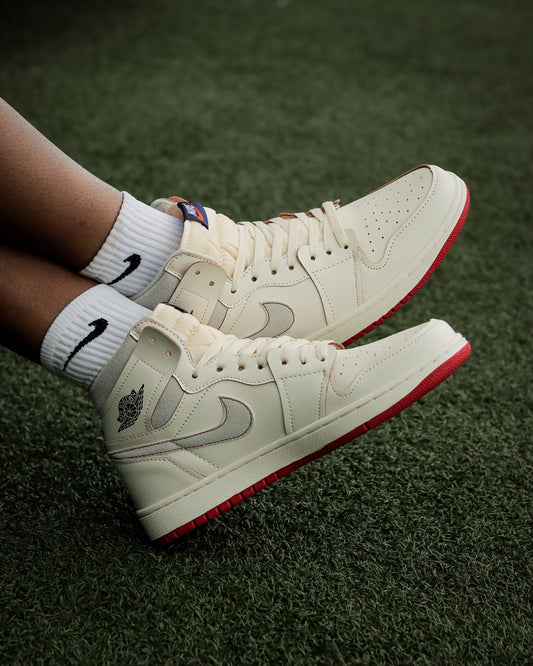 Air Jordan Retro 1 High OG Rare Air Cinnabar