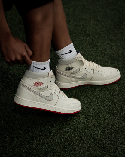 Air Jordan Retro 1 High OG Rare Air Cinnabar