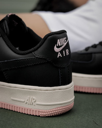 Air Force 1 Negro -Rosa