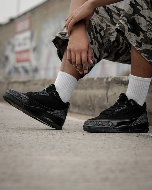Air Jordan Retro 3 Negro