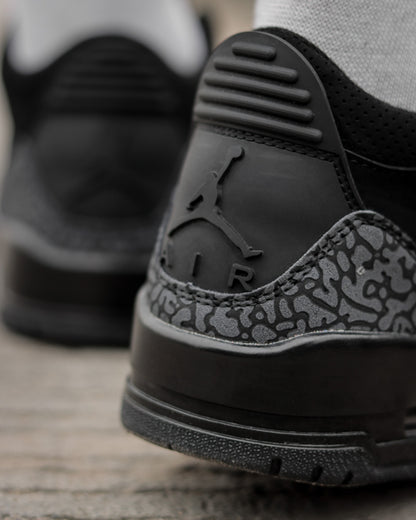 Air Jordan Retro 3 Negro
