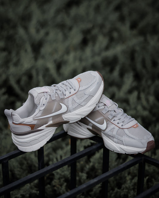 Nike V2k Beige Brown