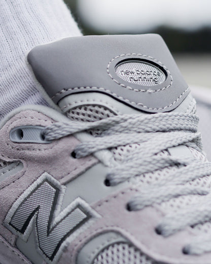 New Balance 2002r Gris