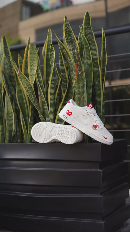 Nike sb dunk low x comme des garcons