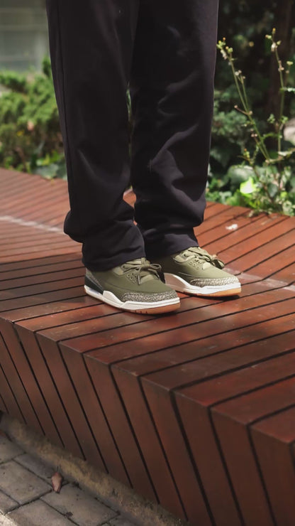 Jordan R3 medium olive