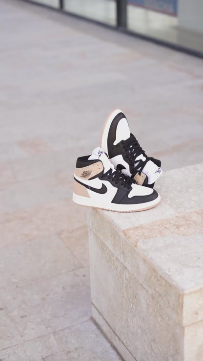 Jordan R1 negra beige