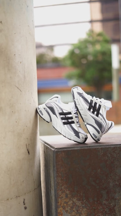 Adidas jellyfisch blanca gris