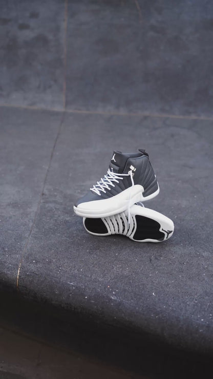 Jordan R12 gris-blanco