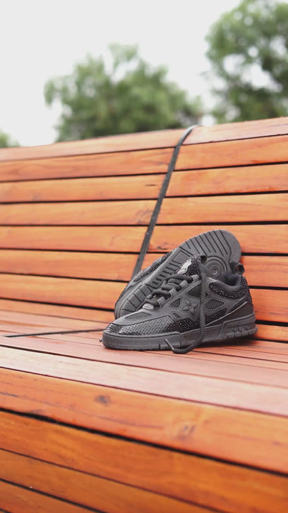 Louis vuitton negra diamantada