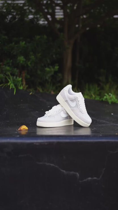 Nike force 1 gris