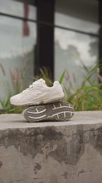 New balance 204 beige