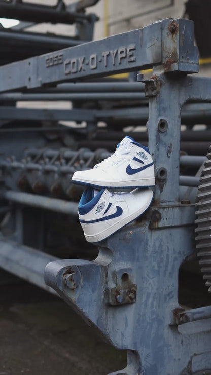 Jordan R1 mid blanca azul