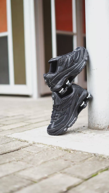 Nike shox supreme negra