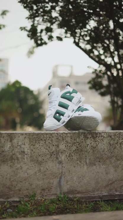 Nike Uptempo blanca verde